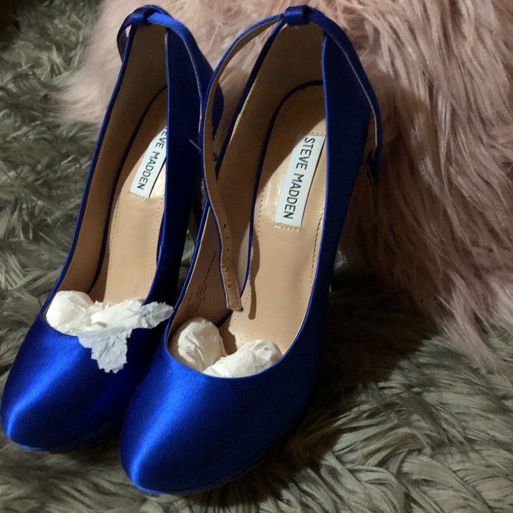 Poseidon blue satin Steve Madden